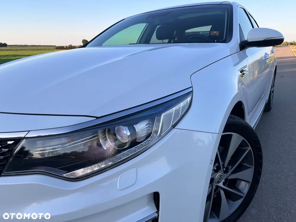 Kia Optima 2016 photo 4