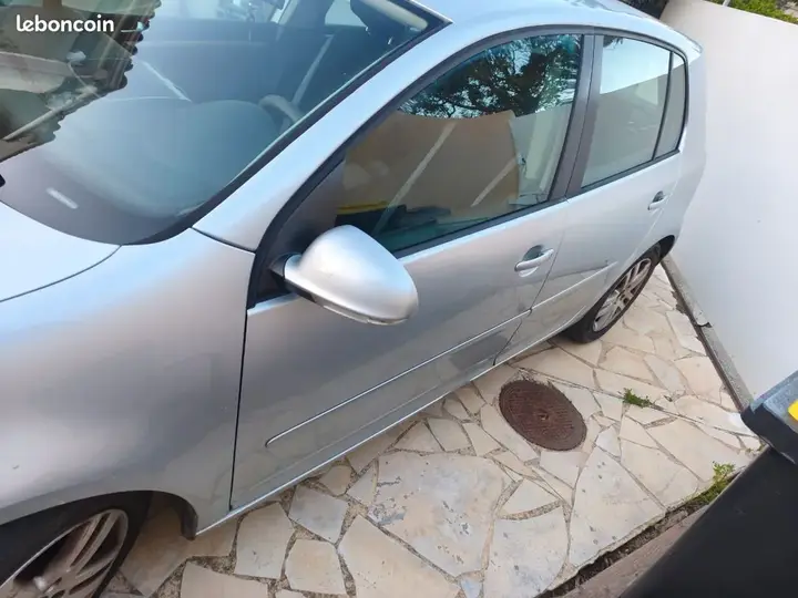 Volkswagen Golf 2007 photo 2