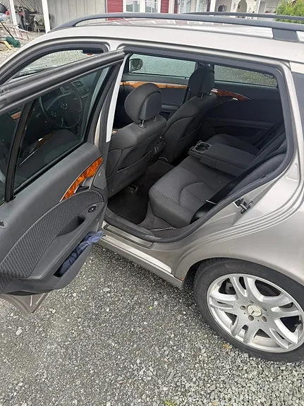 Mercedes-Benz E220 D 2005 photo 5