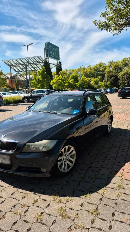 BMW 318I