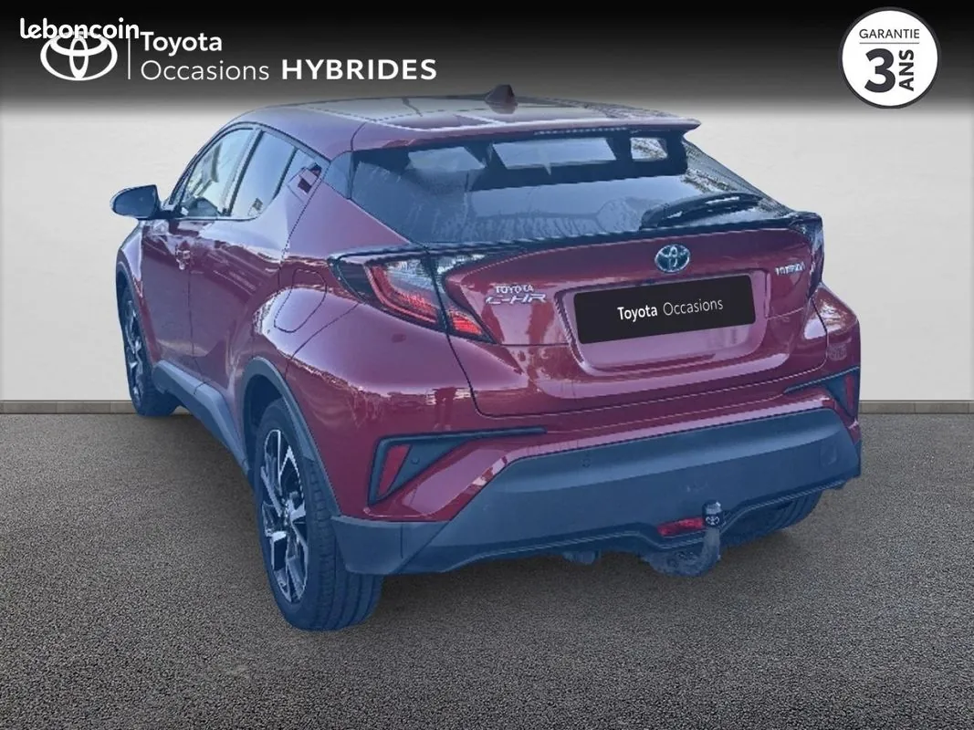 Toyota C-Hr 2020 photo 2
