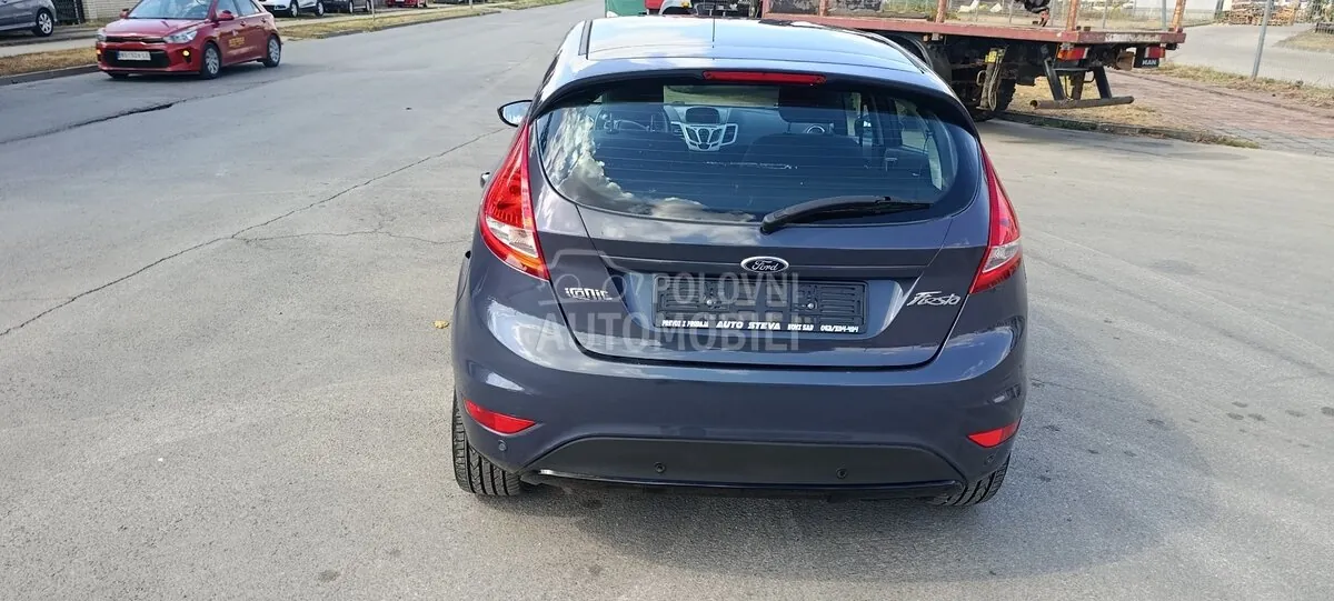 Ford Fiesta 2012 photo 4