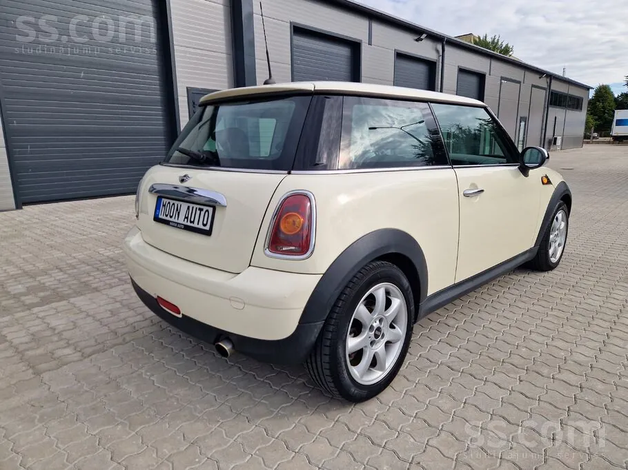 Mini One 2009 photo 4