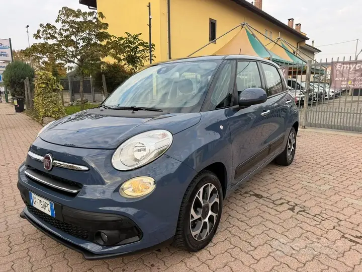 Fiat 500L 2021 photo 2