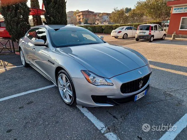 Maserati Quattroporte