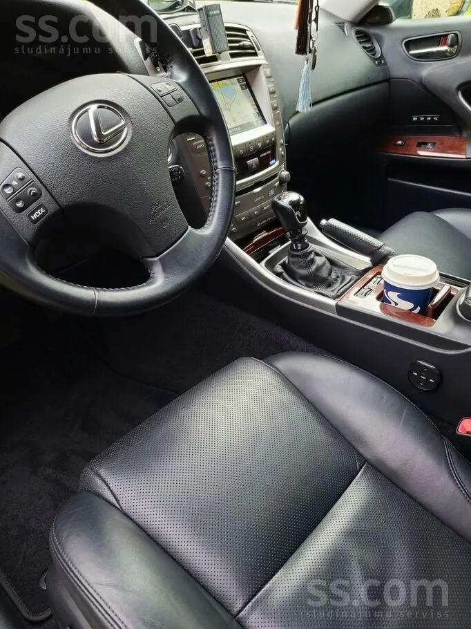 Lexus Is 2006 photo 4
