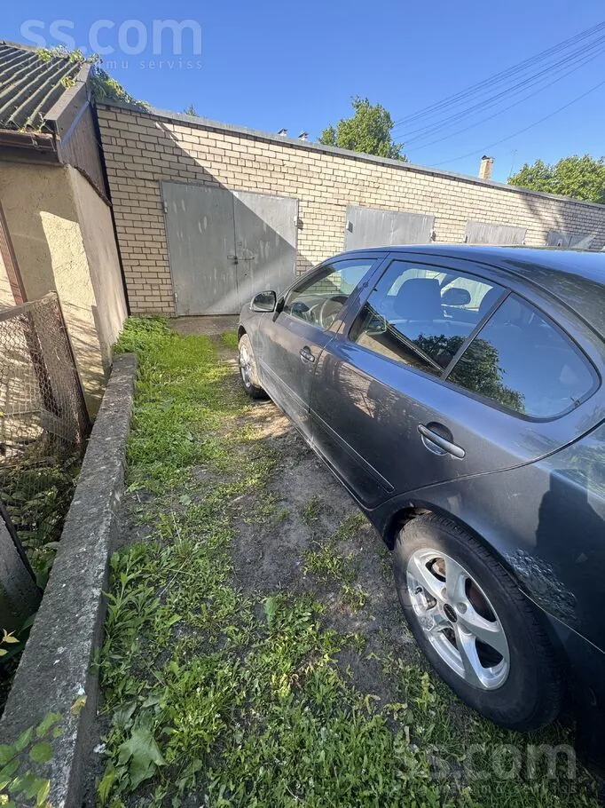 Skoda Octavia 2010 photo 5