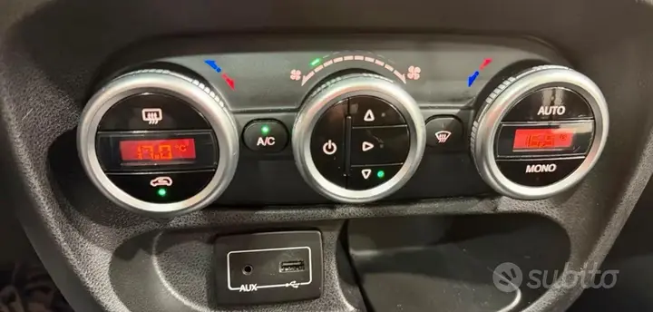 Fiat 500L 2014 photo 4