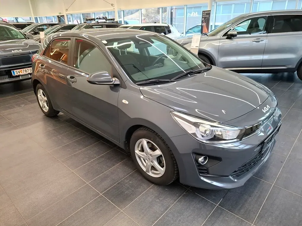 Kia Rio 2023 photo 2