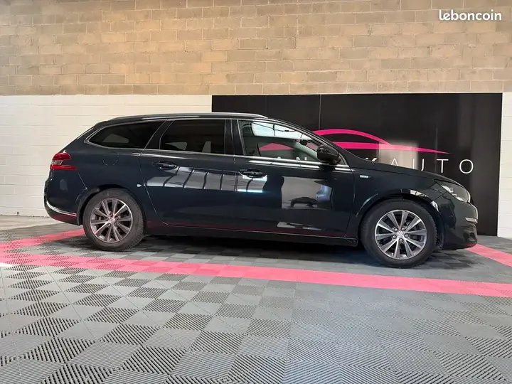 Peugeot 308 2015 photo 3