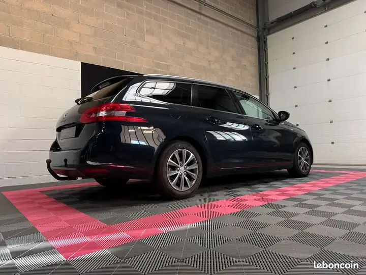 Peugeot 308 2015 photo 4