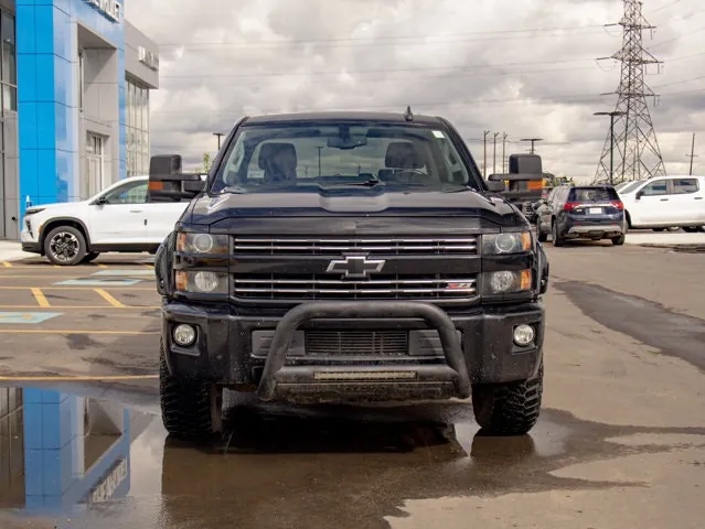 Chevrolet Silverado 2500Hd 2016 photo 3