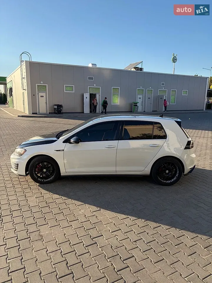 Volkswagen Golf Gti 2015 photo 5