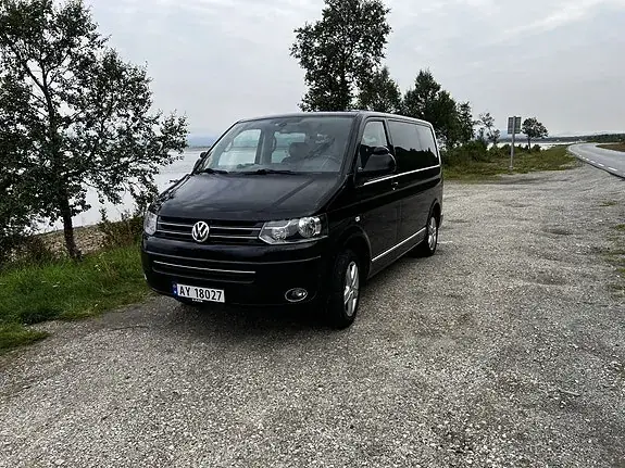 Volkswagen Caravelle 2012 photo 2