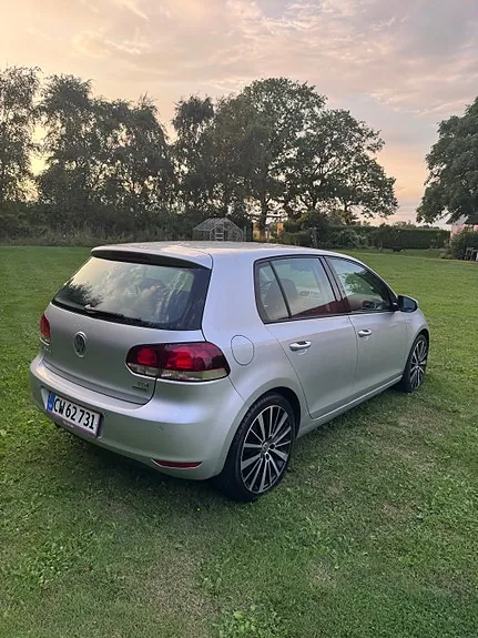 Volkswagen Golf Vi 2010 photo 3