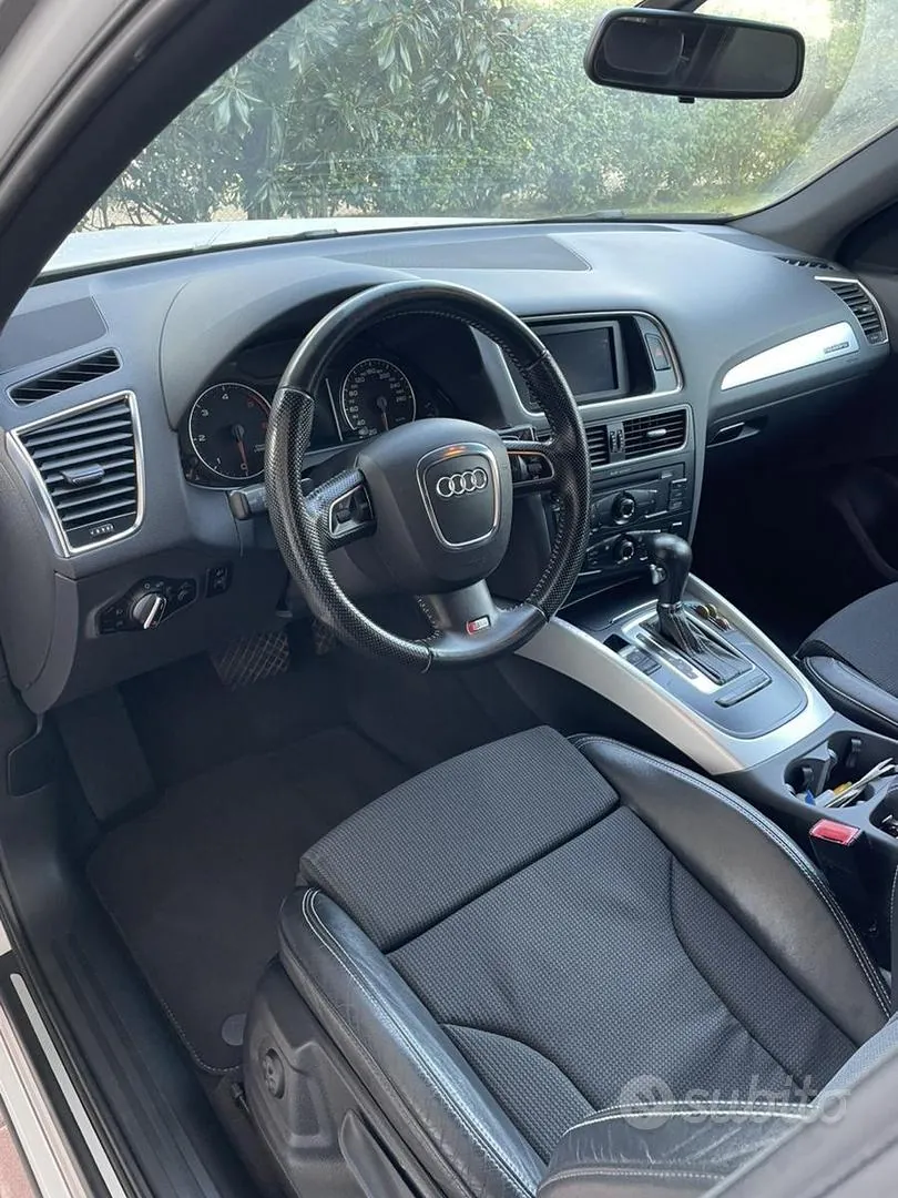 Audi Q5 2009 photo 4