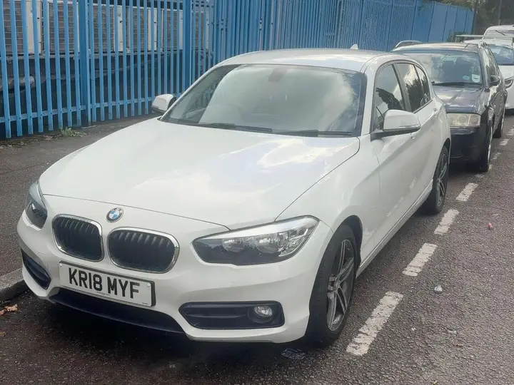 BMW 1 Series 2018 photo 2