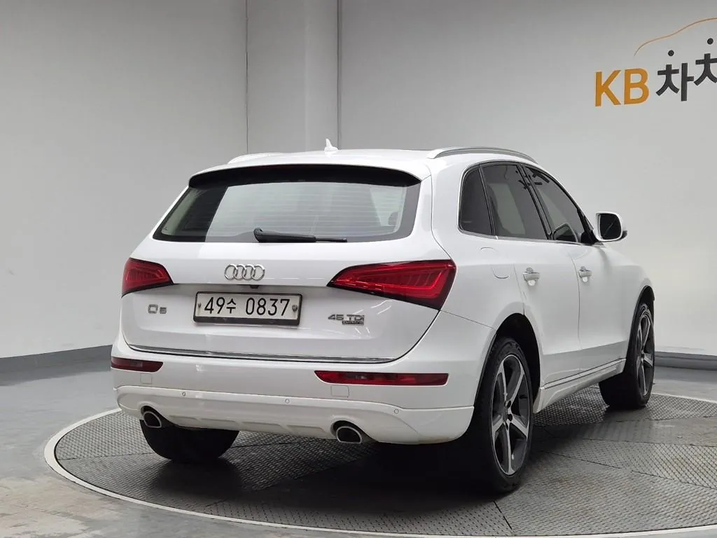 Audi Q5 2016 photo 3