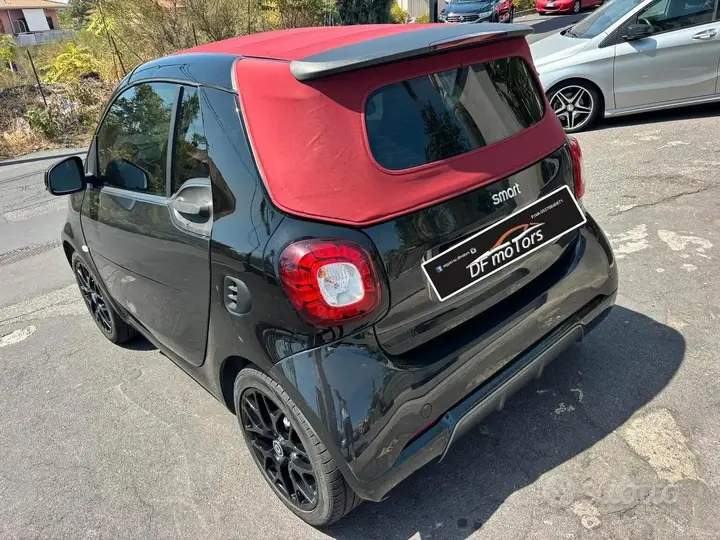 Smart Fortwo 2019 photo 4