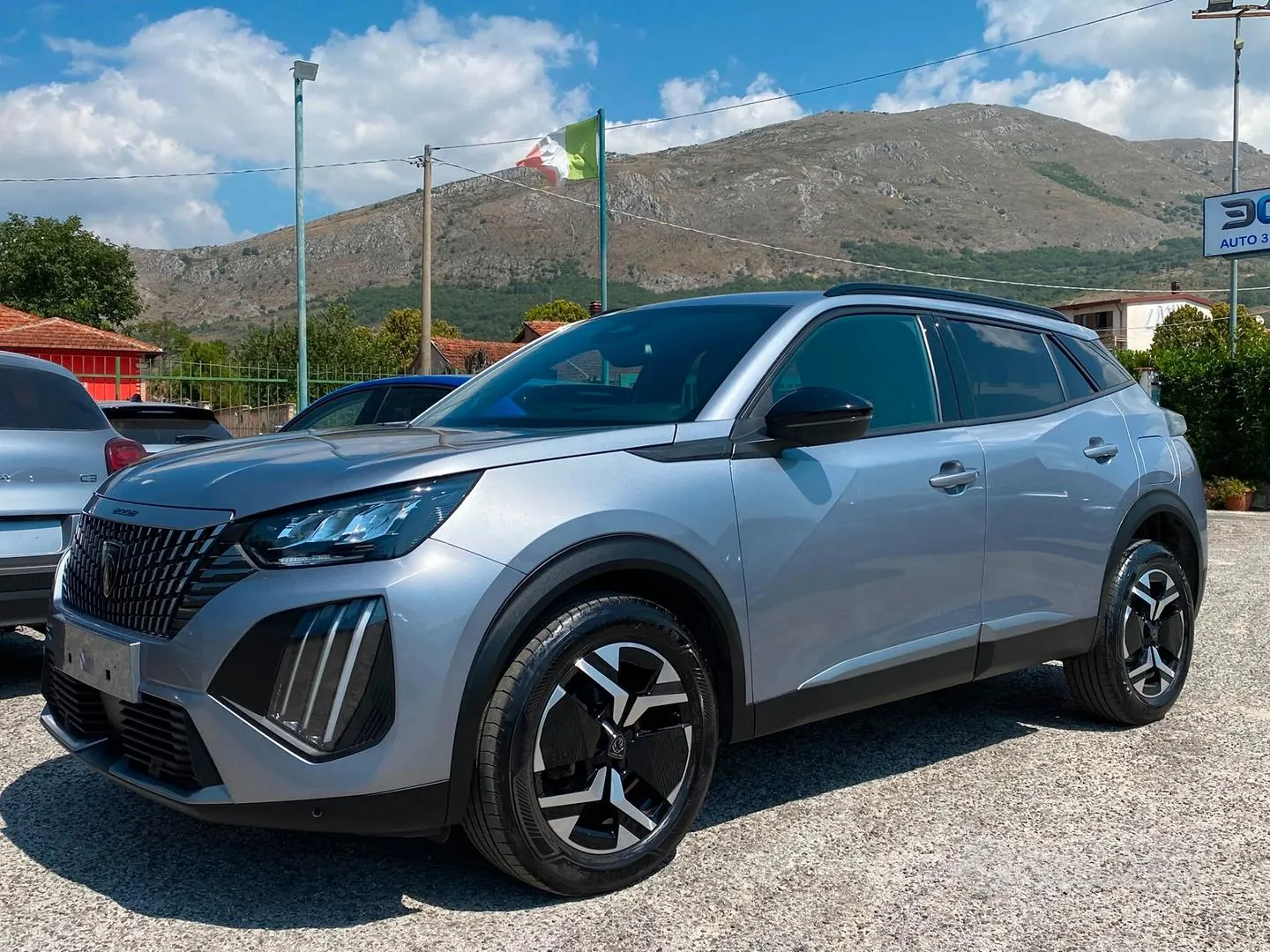 Peugeot 2008 2025 photo 3