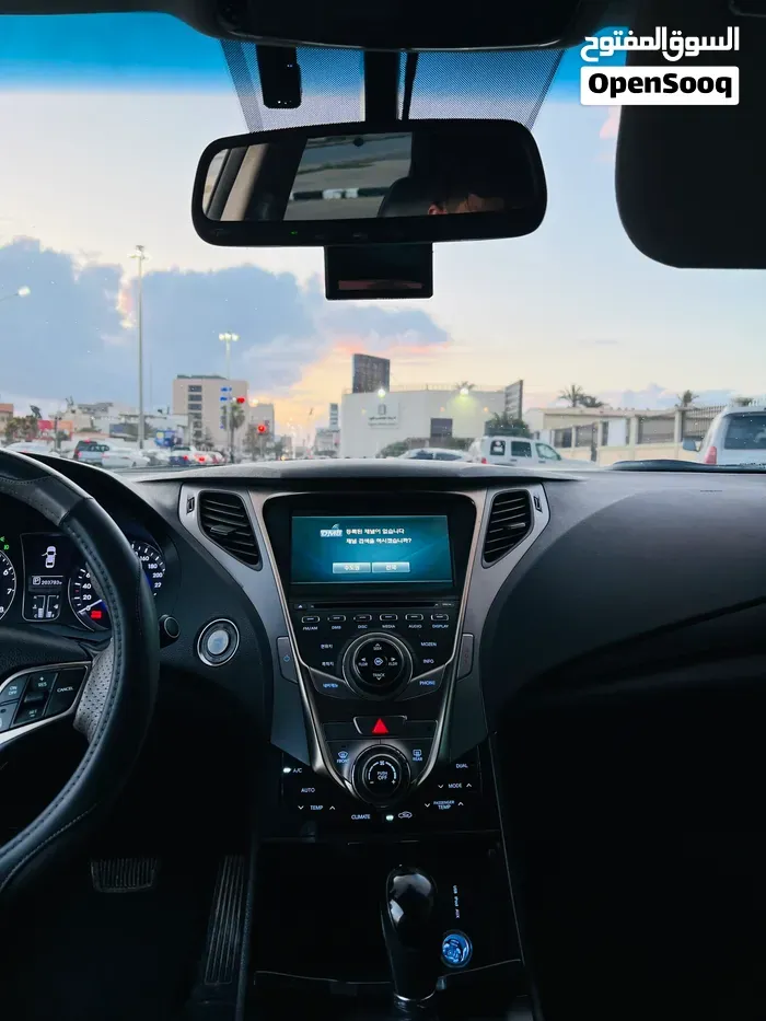 Hyundai Azera 2012 photo 3