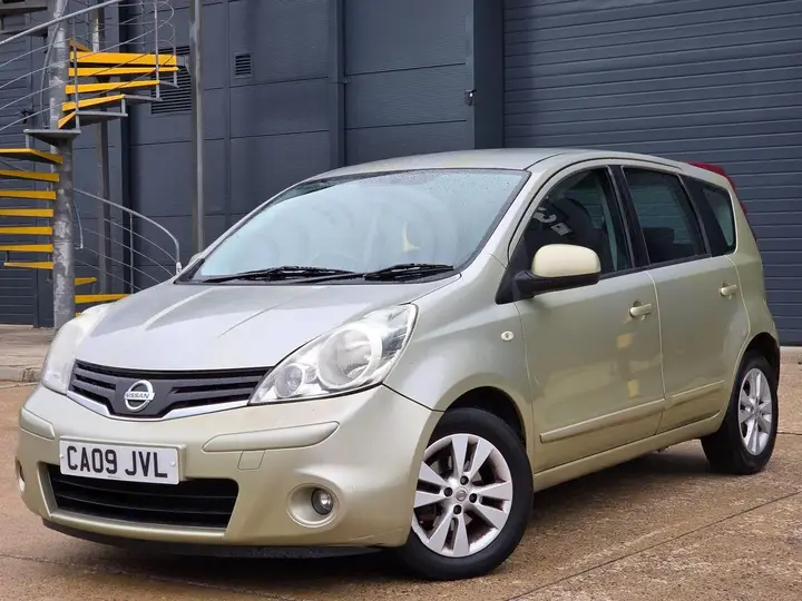 Nissan Note 2009 photo 2