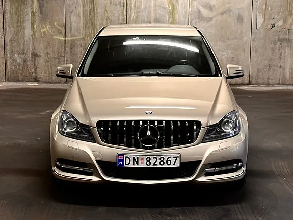 Mercedes-Benz C200 D 2012 photo 2