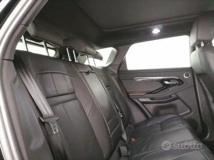 Land Rover Range Rover Evoque 2022 photo 4