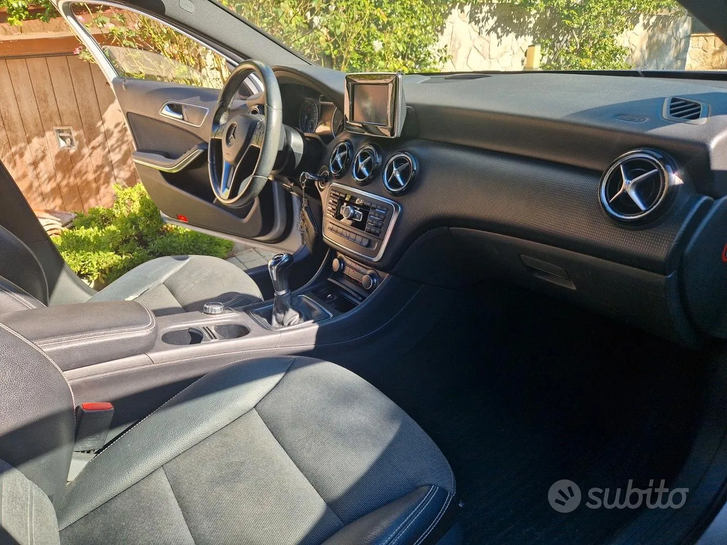 Mercedes-Benz A 200 2014 photo 5