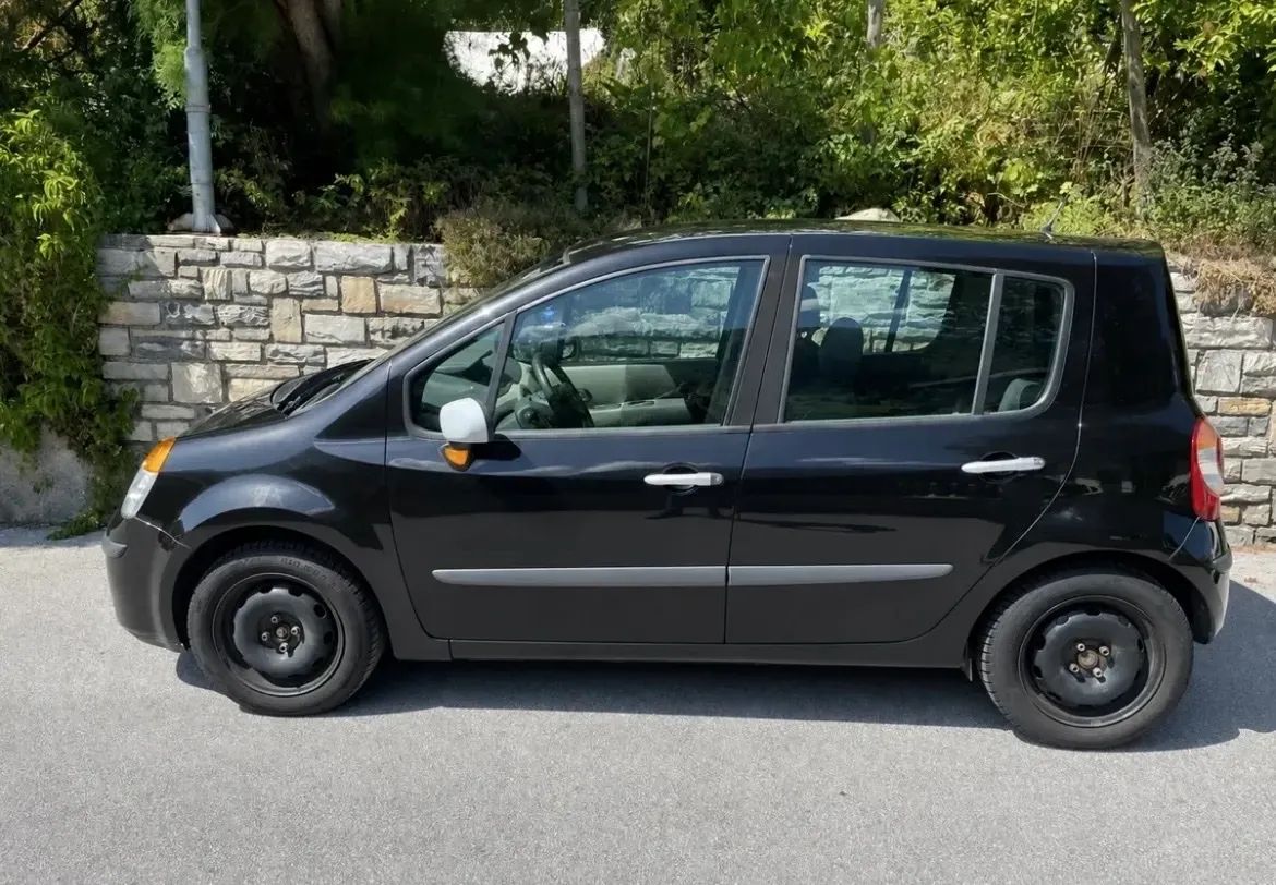 Renault Modus 2004 photo 2