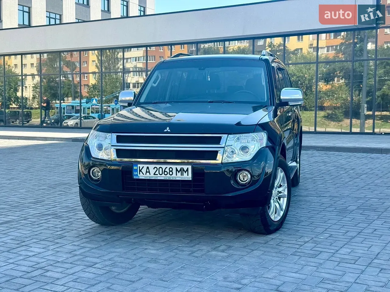 Mitsubishi Pajero Wagon 2015 photo 2