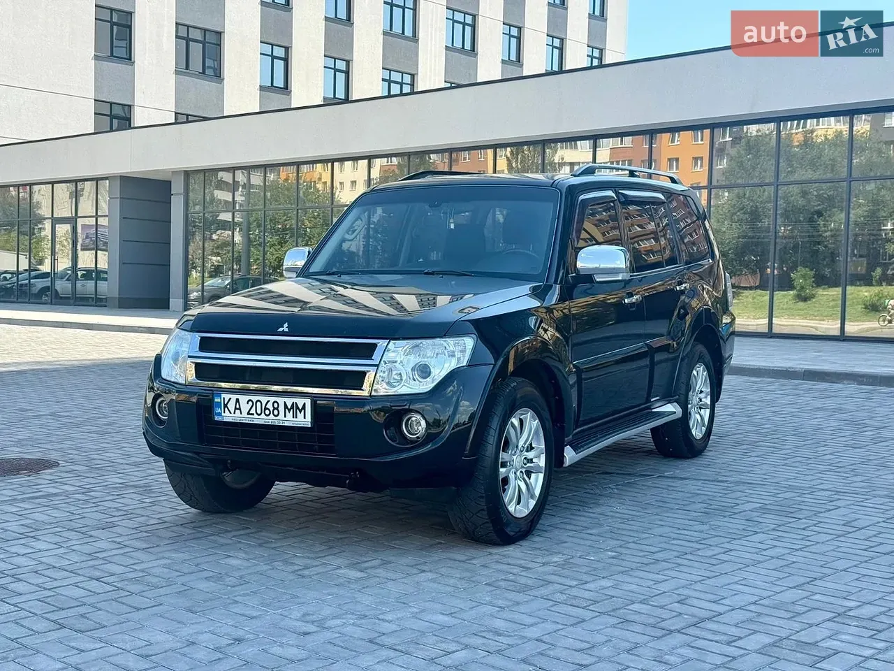 Mitsubishi Pajero Wagon 2015 photo 3