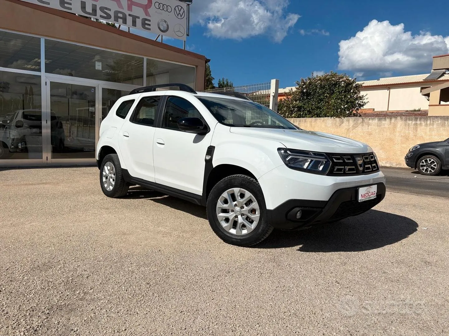 Dacia Duster 2022 photo 2