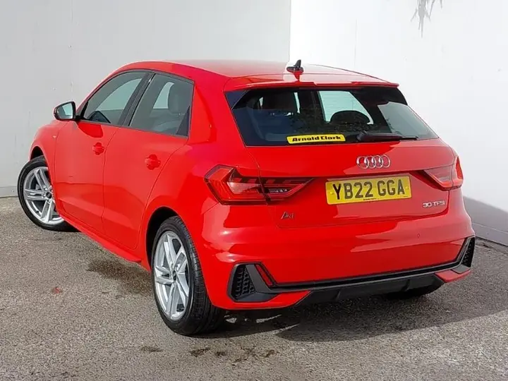 Audi A1 2022 photo 2