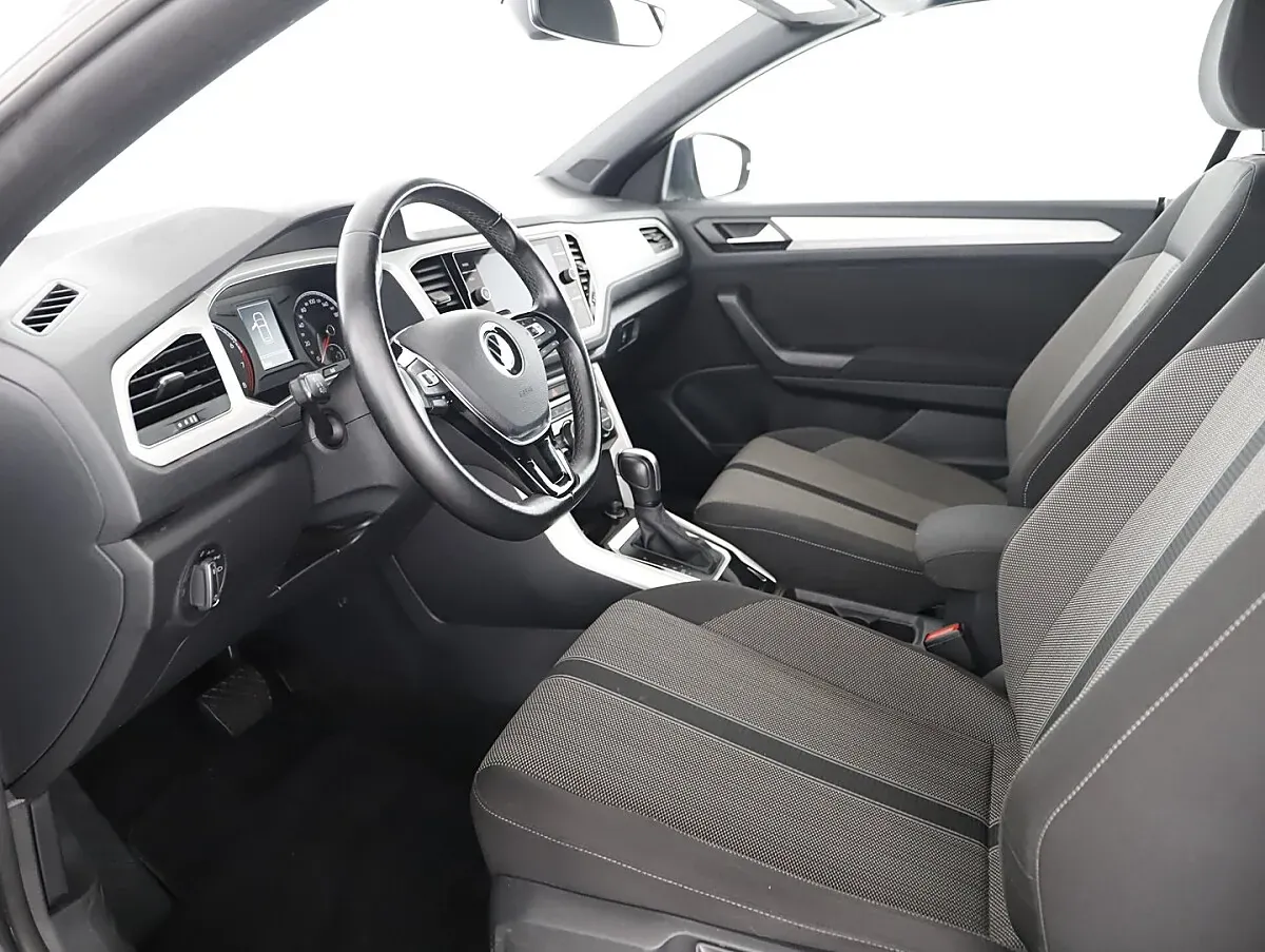 Volkswagen T-Roc 2021 photo 3