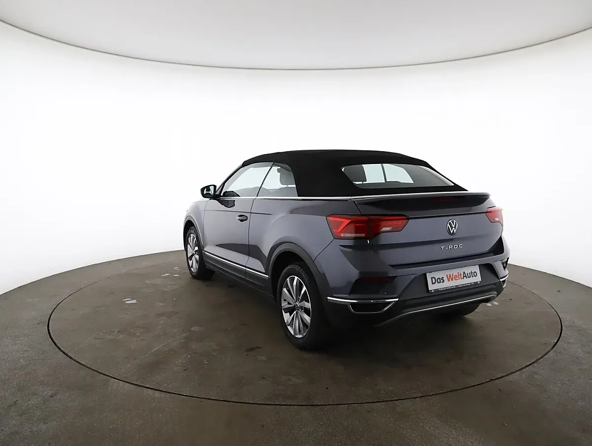 Volkswagen T-Roc 2021 photo 2