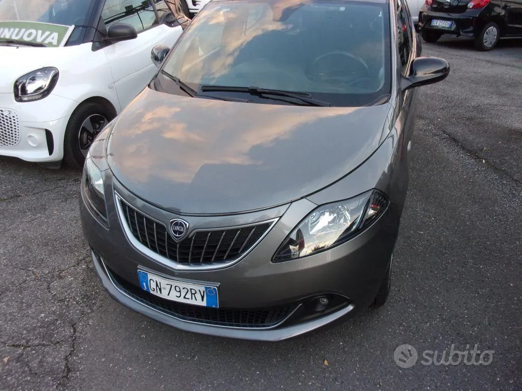 Lancia Ypsilon 2023 photo 4