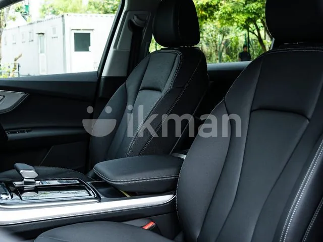 Audi Q7 2025 photo 3