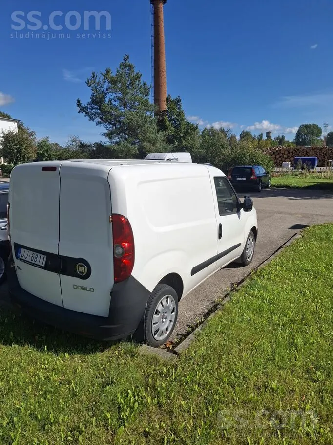 Fiat Doblo 2013 photo 4