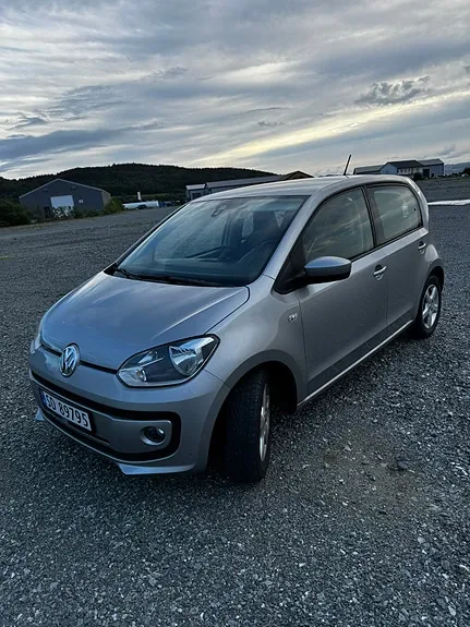 Volkswagen Up 2015 photo 3