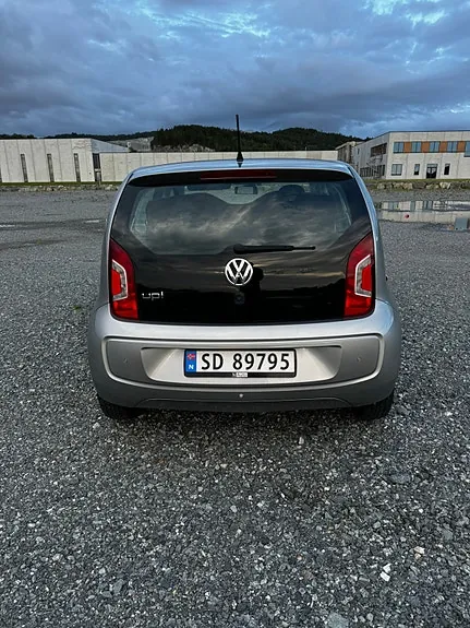 Volkswagen Up 2015 photo 5