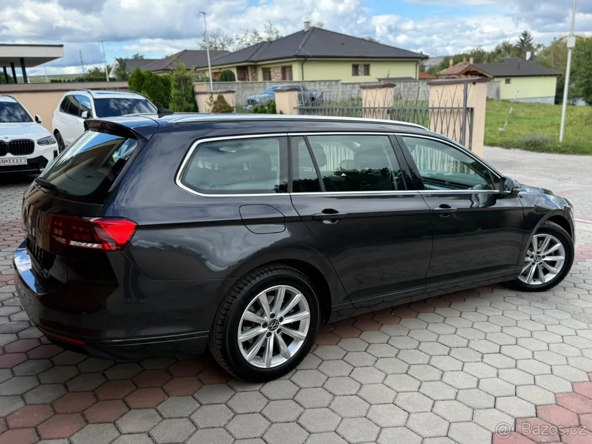 Volkswagen Passat Variant 2021 photo 5