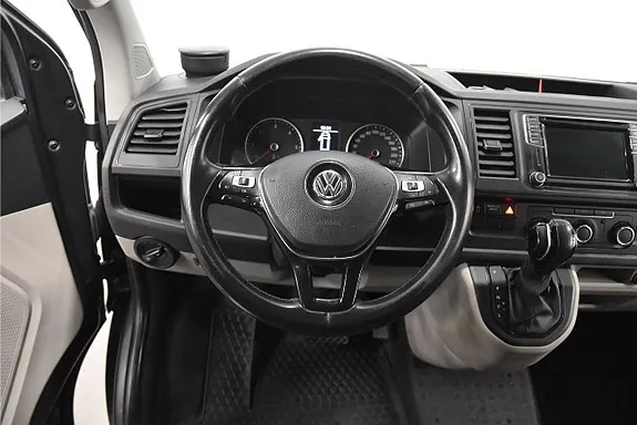 Volkswagen Transporter 2019 photo 2