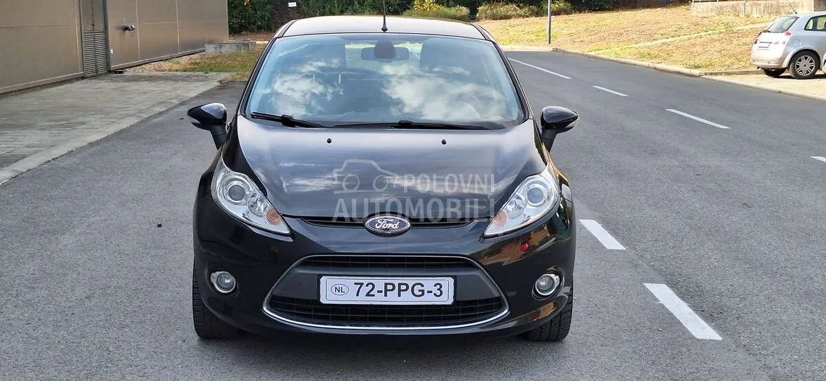 Ford Fiesta 2011 photo 3