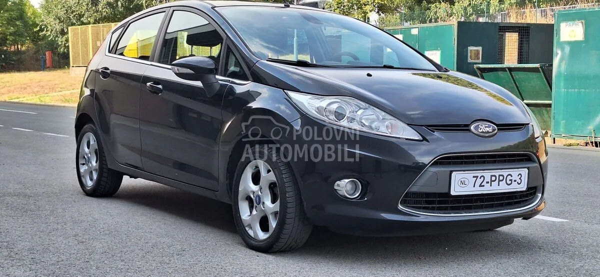 Ford Fiesta 2011 photo 4