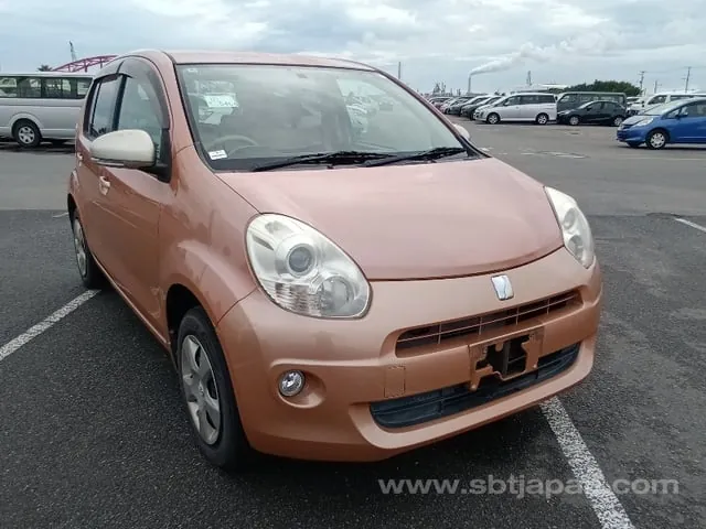Toyota Passo Plus Hana