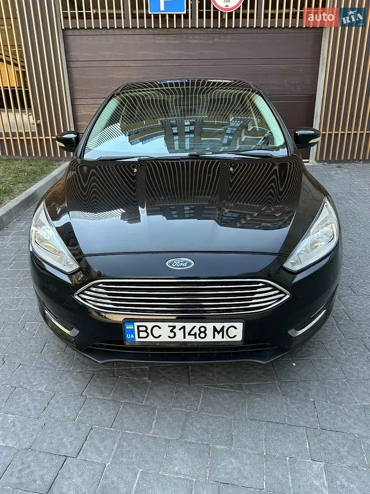Ford Focus 2018 photo 2