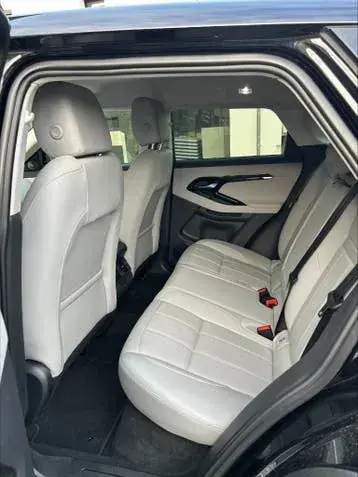 Land Rover Range Rover 2024 photo 2