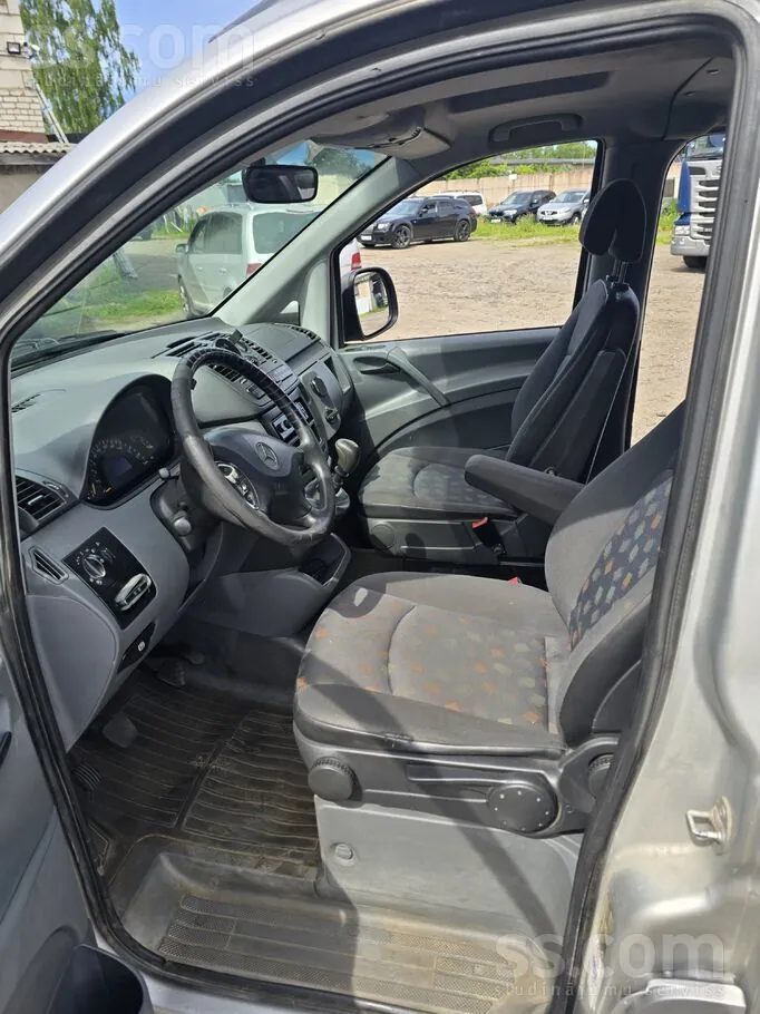 Mercedes-Benz Vito 2004 photo 2