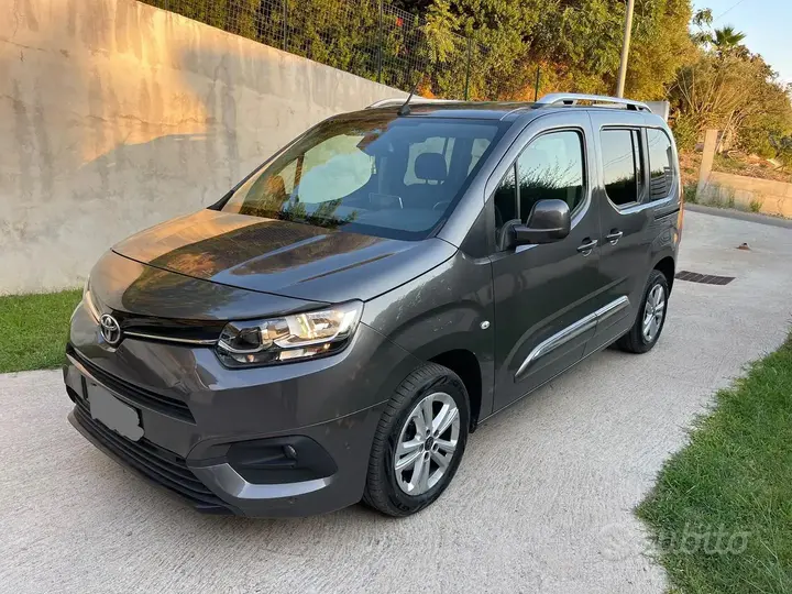 Toyota Proace 2021 photo 2